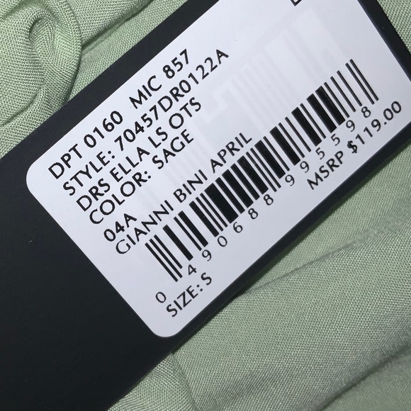 Gianni Bini Smocked Tiered A-Line Dress Sz S Blouson Sleeve Off-the-Shoulder - Picture 8 of 8